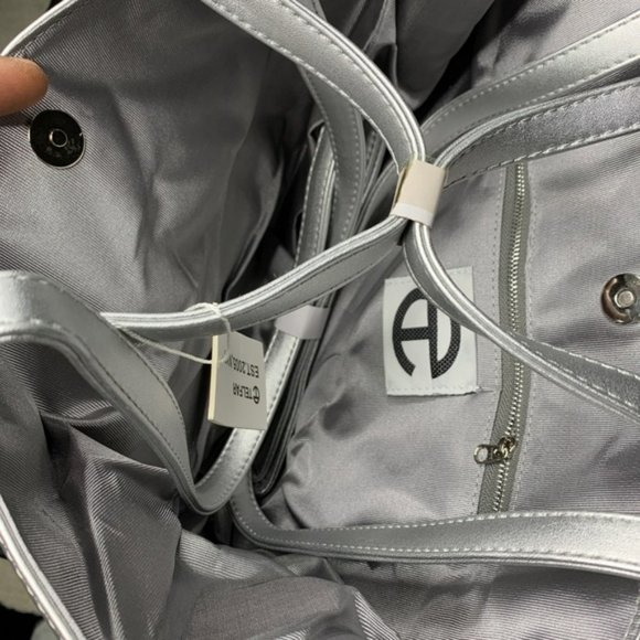 New Telfar Medium Silver Metallic Shopping Bag - Picture 7 of 7